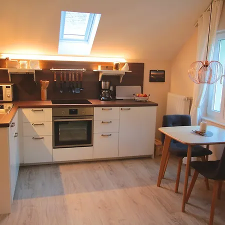 Haus Am Stadtturm * Трабен-Трарбах