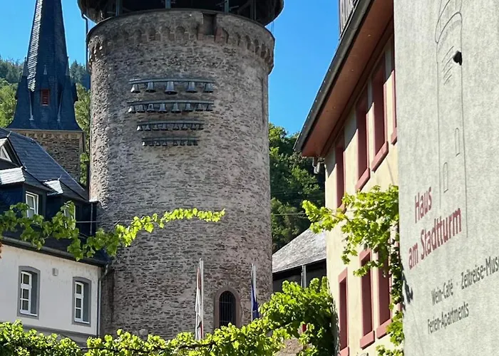 Haus Am Stadtturm Apartamento *